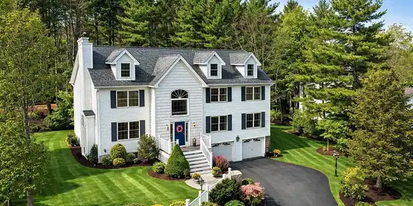 9 Mount Ridge Court
