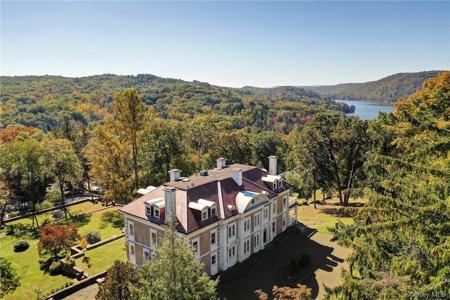 118 Tower Hill Road W