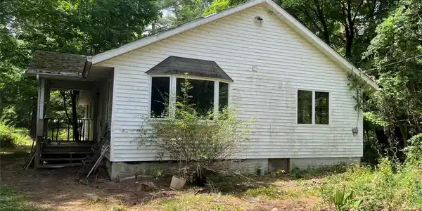 1145 Glasco Turnpike