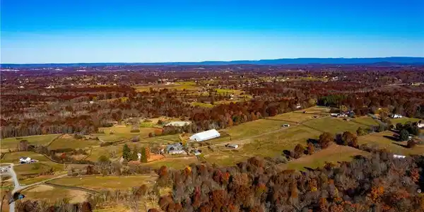 Image 4: Aerial View Image 4: Aerial View