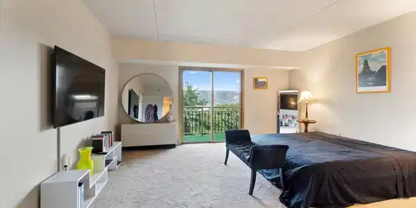 Image 3: Primary Bedroom