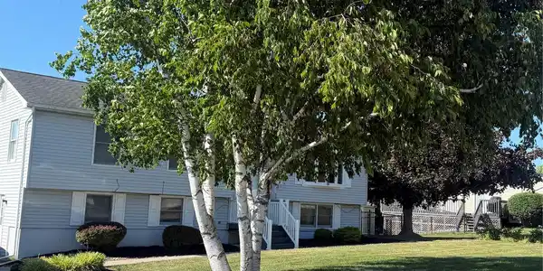 33 Lincoln Circle