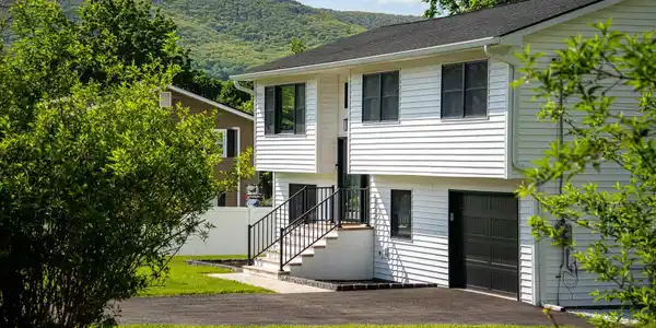 10 Scofield Road
