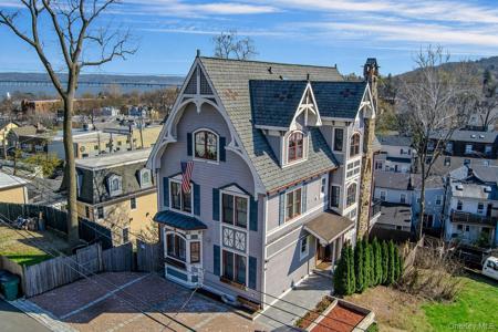 19 E Catherine Street