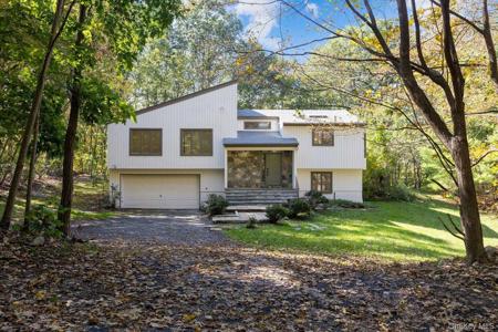 103 Old Highland Turnpike