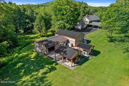 144 Crosstown Highway