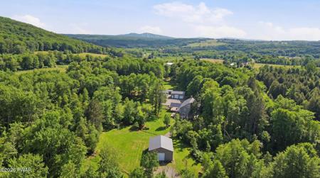 144 Crosstown Highway