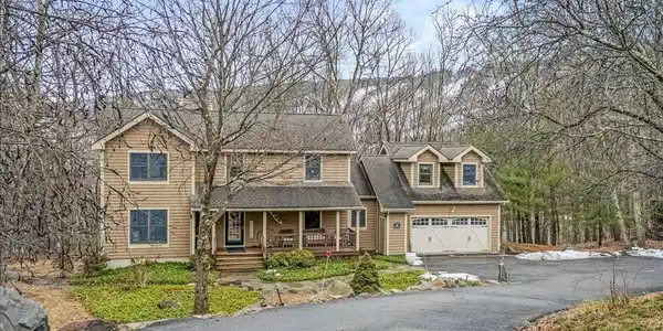 723 Lower Deer Valley Road