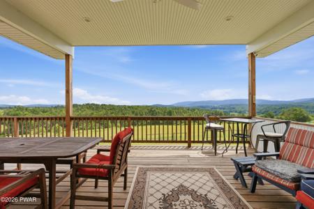 2595 Bethany Turnpike