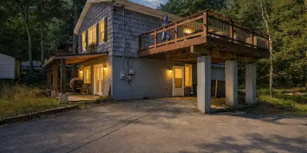 Image 2: front night