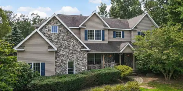 1488 Kelly Road