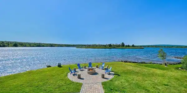 Image 3: Lake view from deck