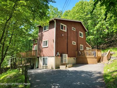 121 Park Court