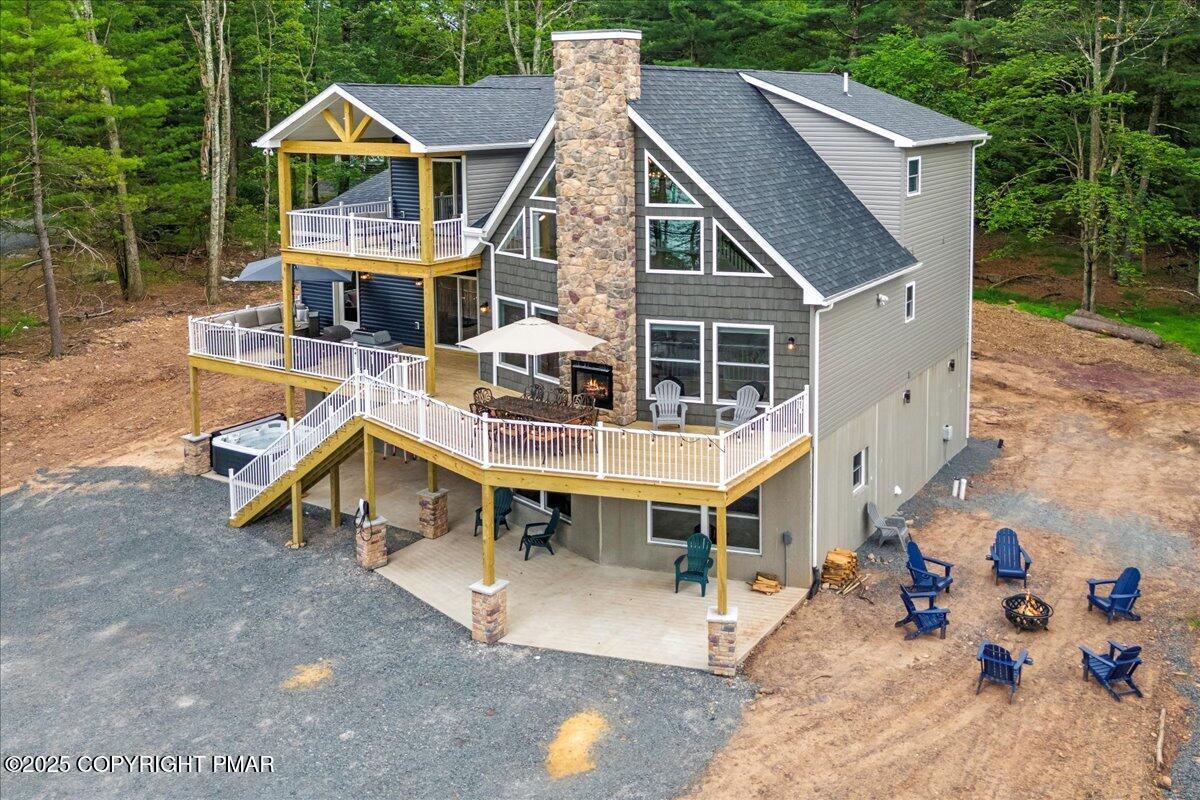 Image 2: 004-HomeView_Media-217_S._Lake_Dr.-#4