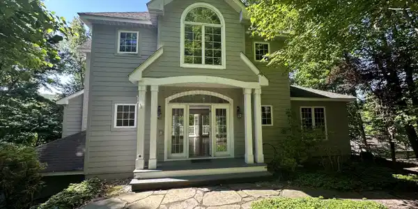 1055 Sky View Drive