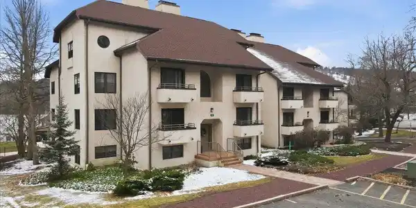 Image 3: Front Exterior