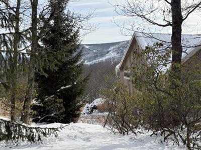 Upper Deer Valley Rd 18