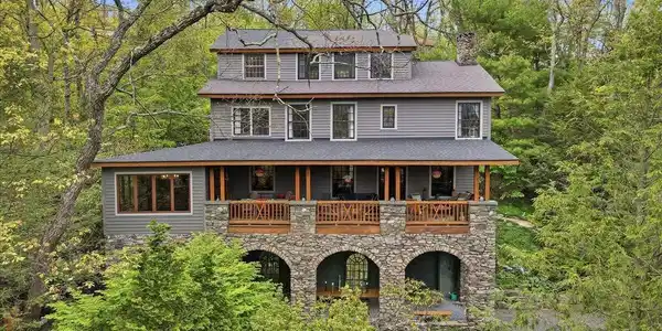 223 Huckleberry Lane