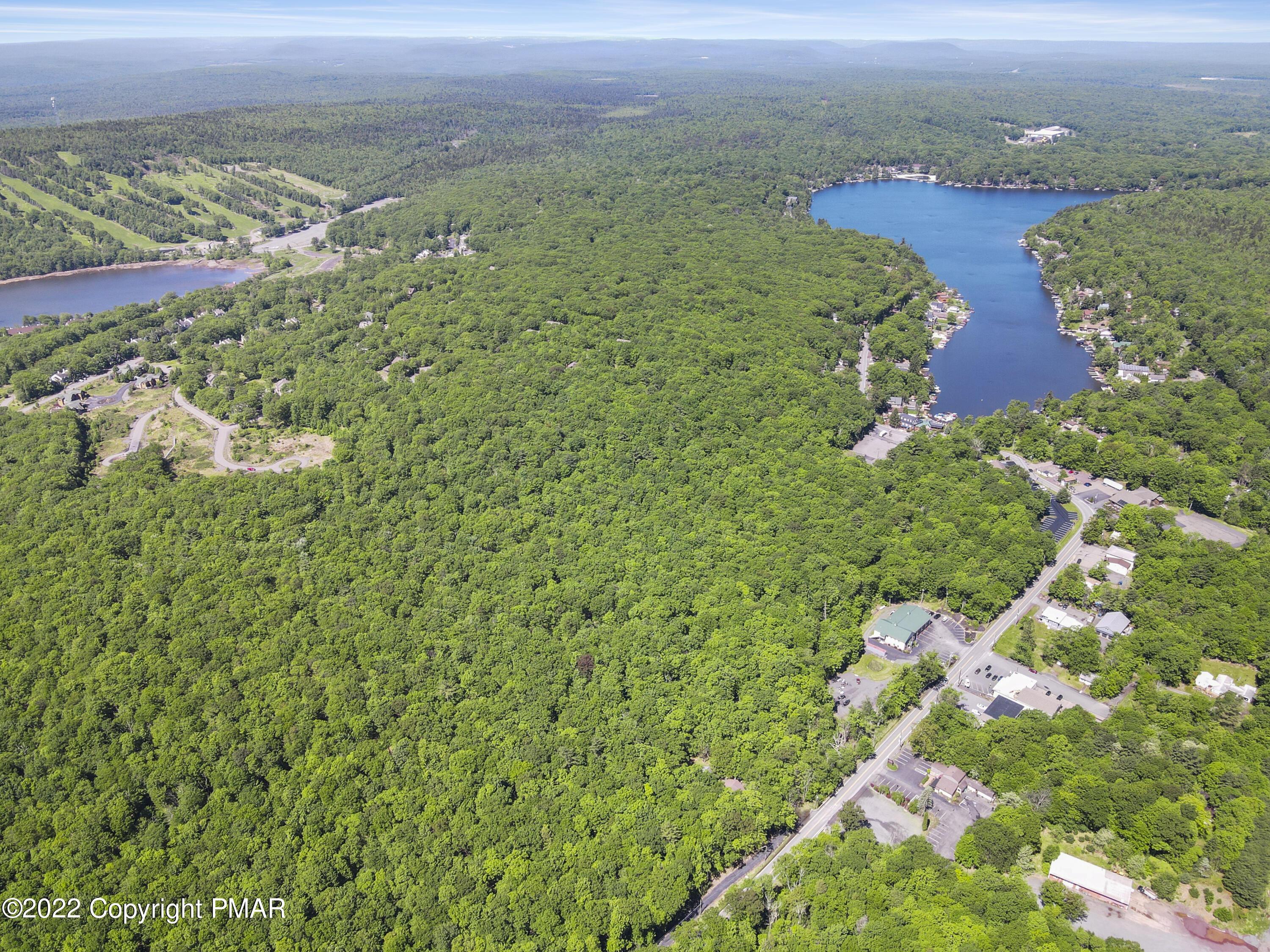 Image 3: LAKE HARMONY