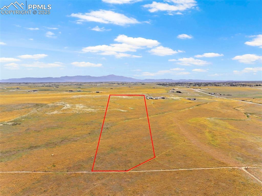 Image 4: "Property Lines are approximate and not a survey"