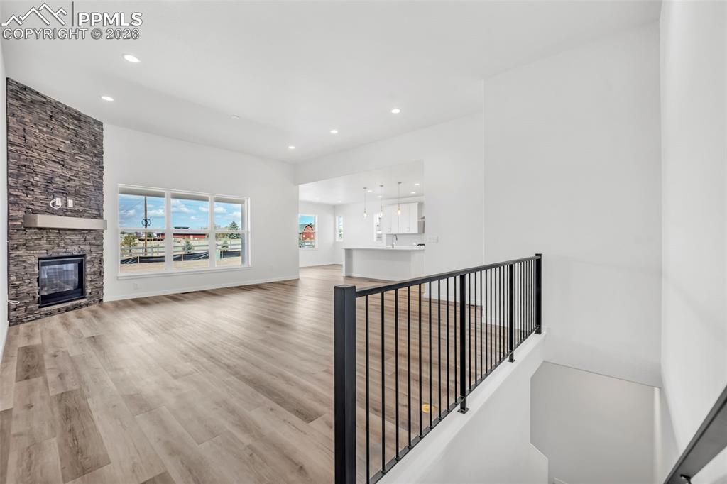 Image 2: Living Room