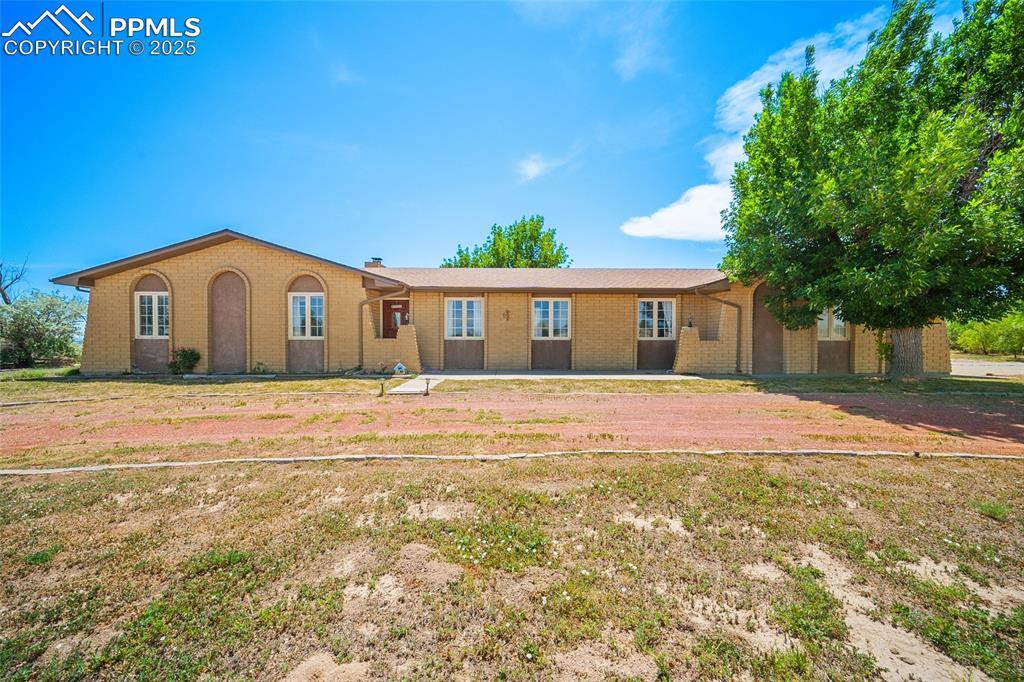 Image 1: Front of Structure