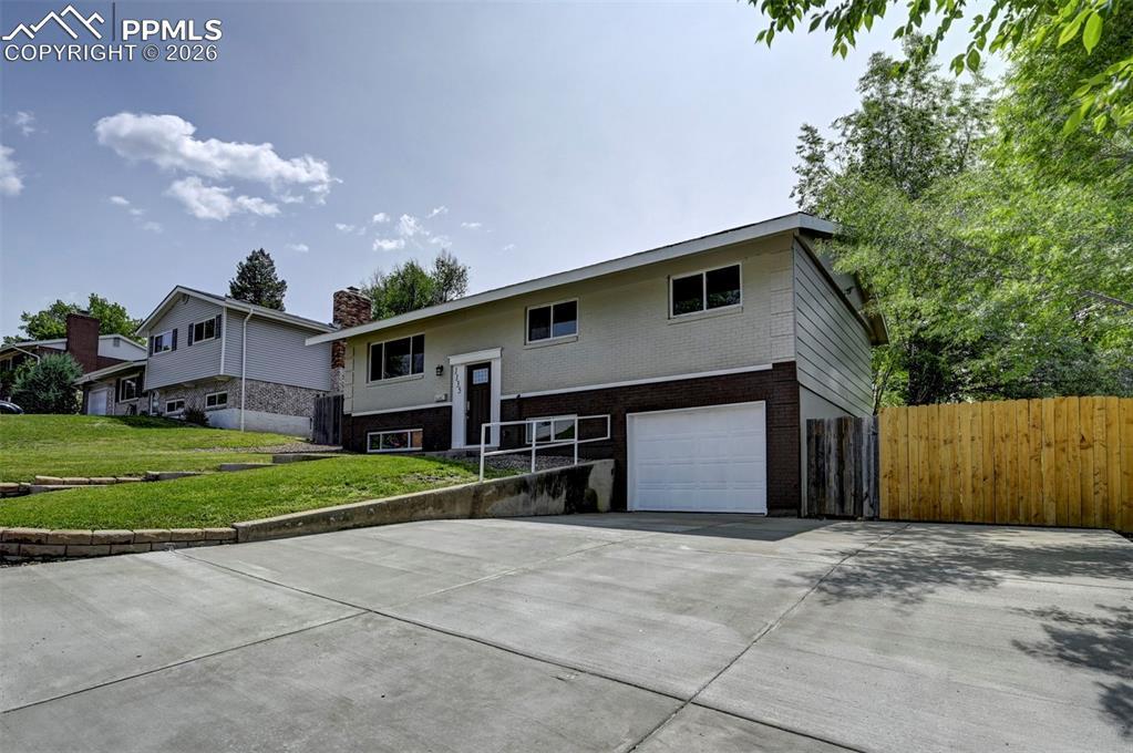 Image 3: Front of Structure