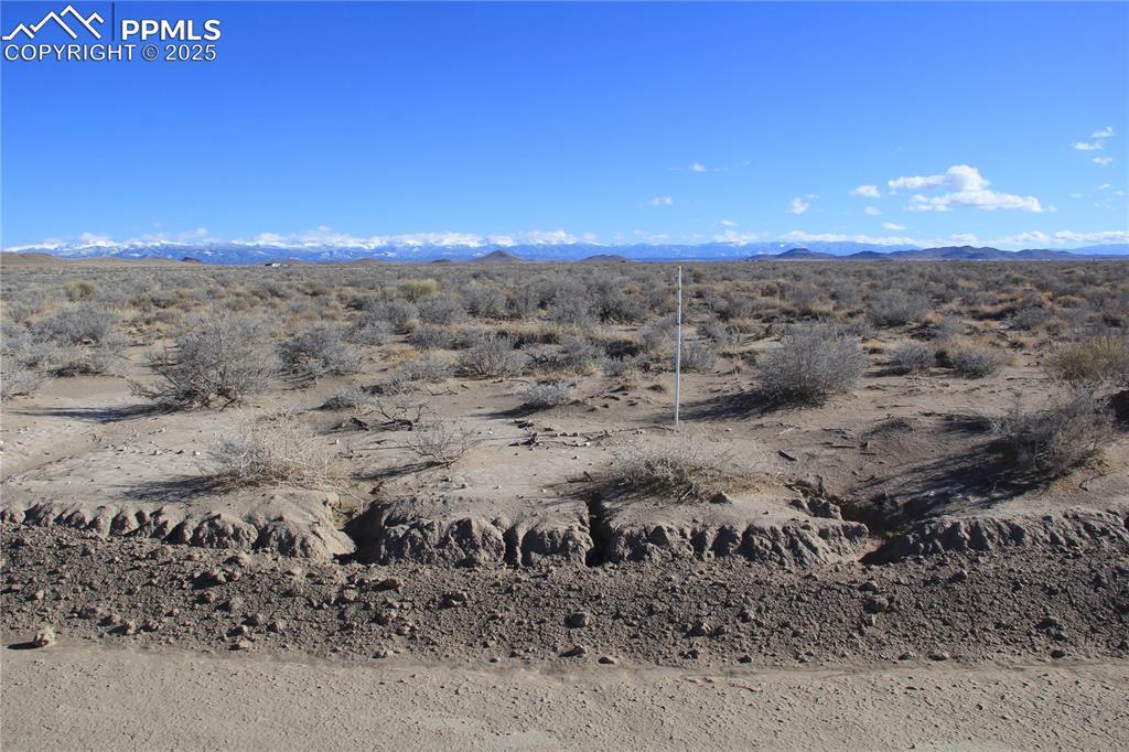 Image 3: View