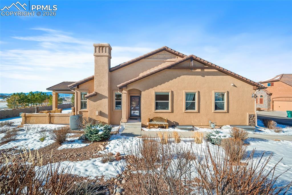 Image 1: Front of Structure