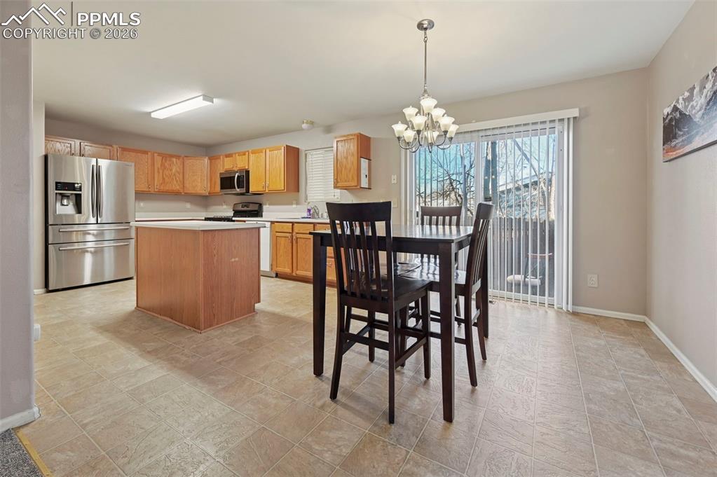 Image 3: Dining Area