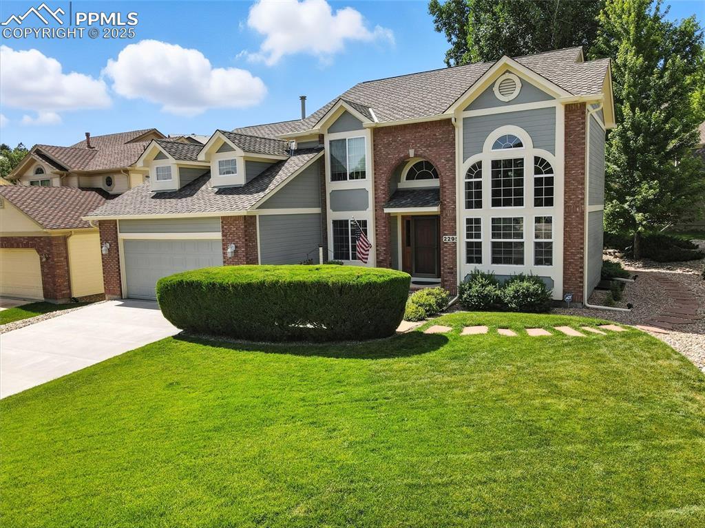 Image 1: Front of Structure