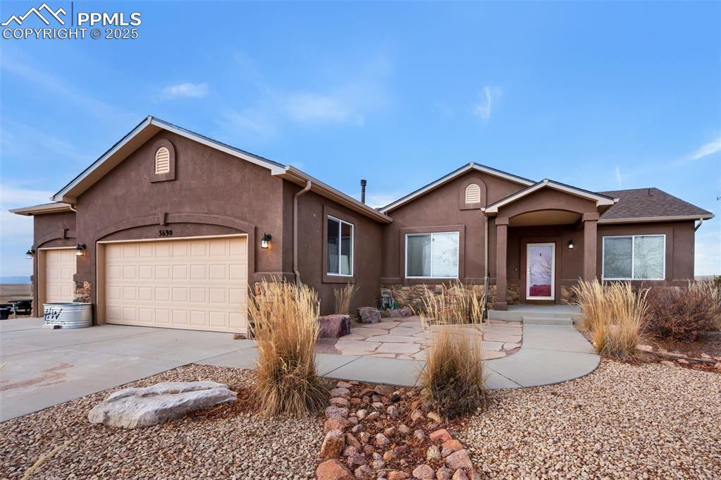 Image 3: Front of Structure