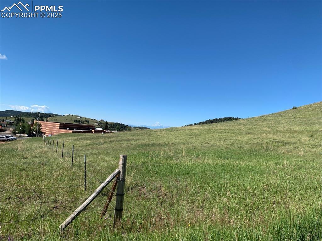 Image 2: East fenceline appears to run along property line