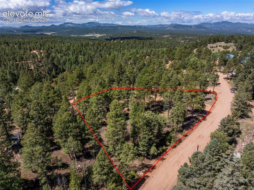 Image 2: Property Lines are Approximate and not a survey