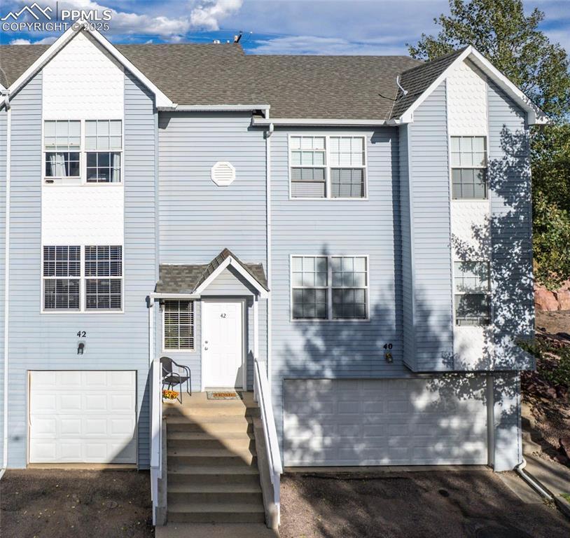 Image 1: Beautiful Willow Creek Townhome in Palmer Lake!