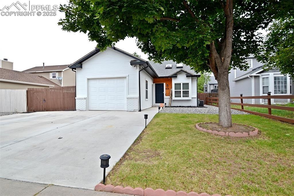 Image 1: Front of Structure