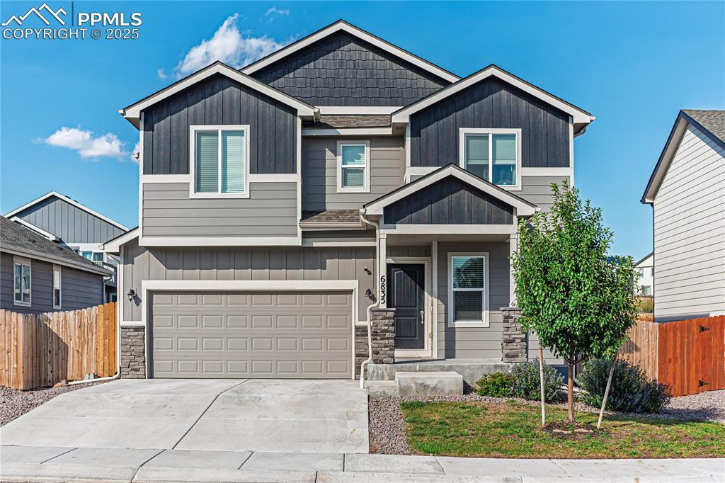 Image 1: Front of Structure