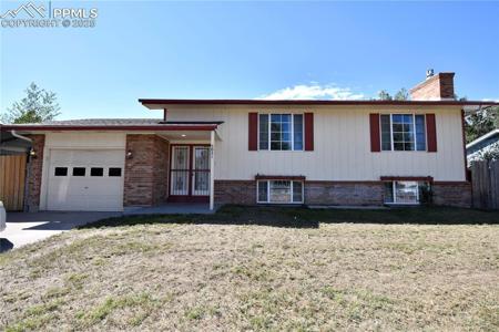 5021 Bradley Circle