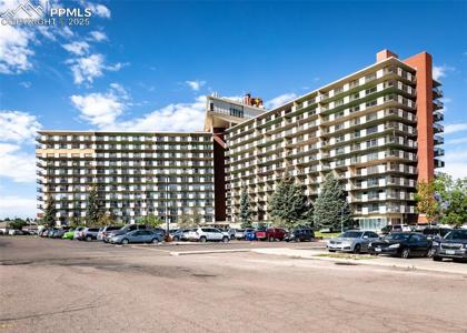 411 Lakewood Circle Unit C902