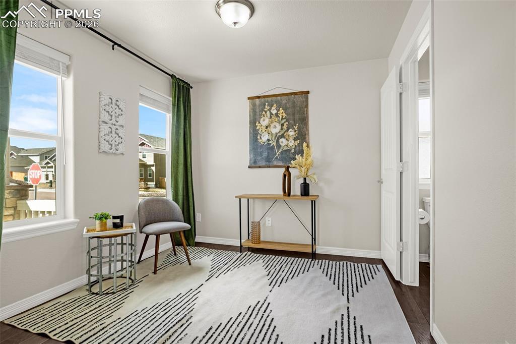 Image 4: Sitting Room