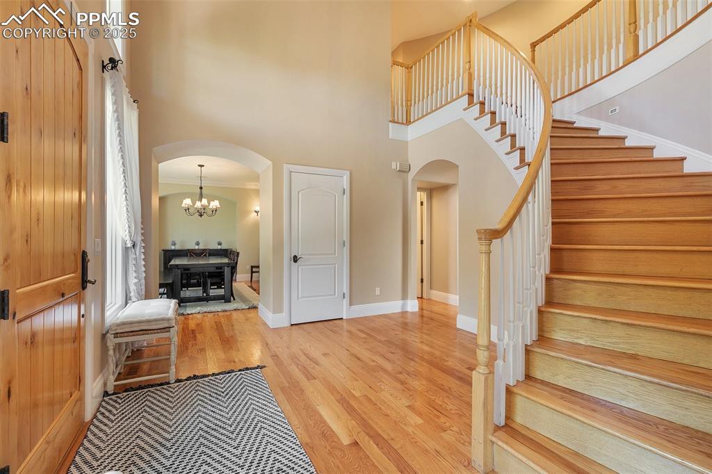 Image 3: Entry