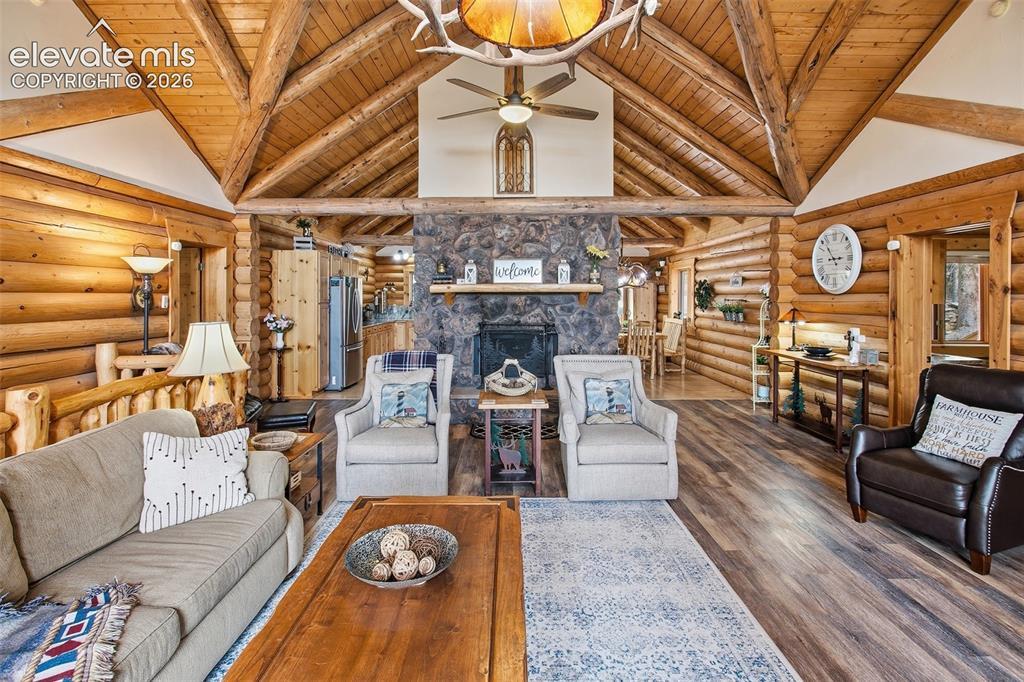 Image 2: Living Room