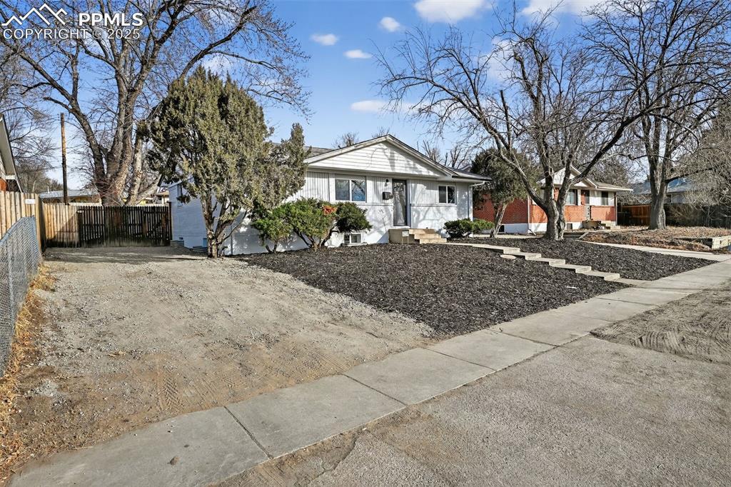 Image 2: Front of Structure