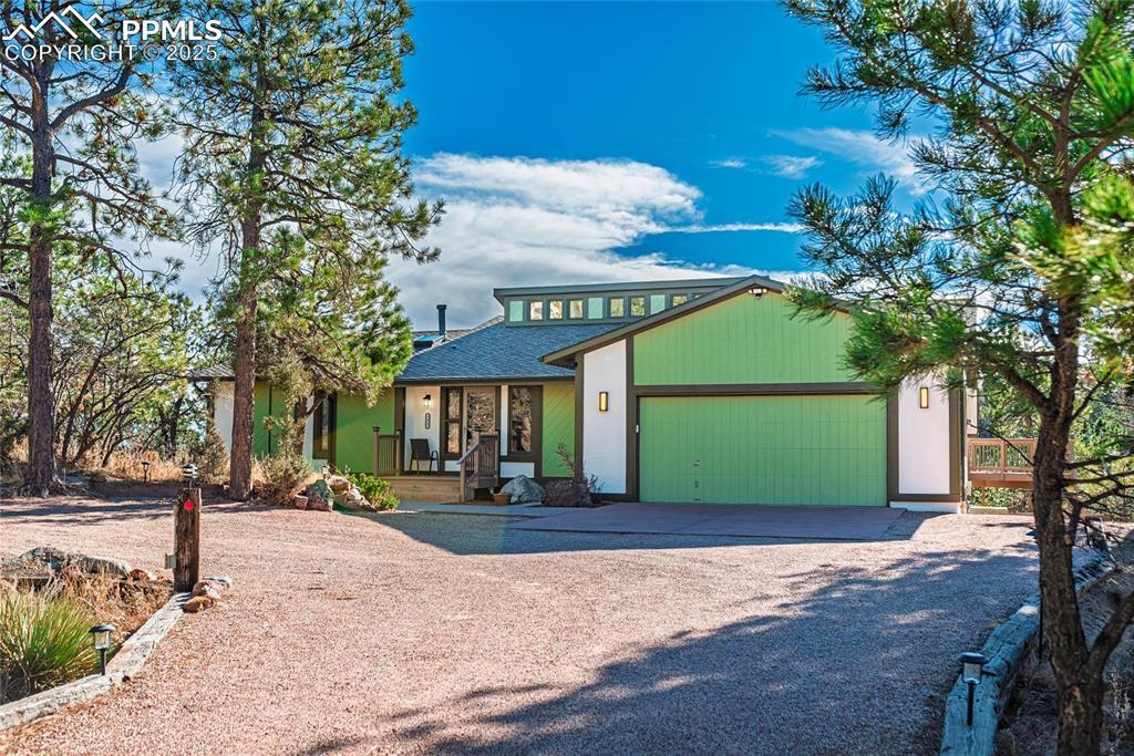 Image 1: Front of Structure