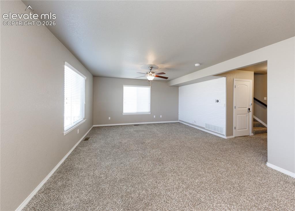 Image 3: living room