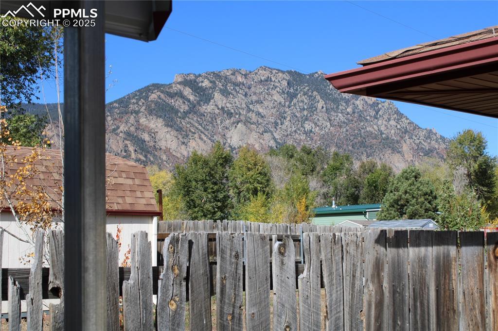 Image 4: Mountain view