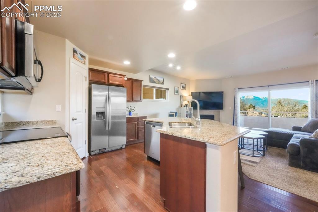 Image 2: Granite Counters