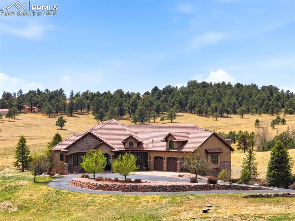 Image 2: Front of Structure