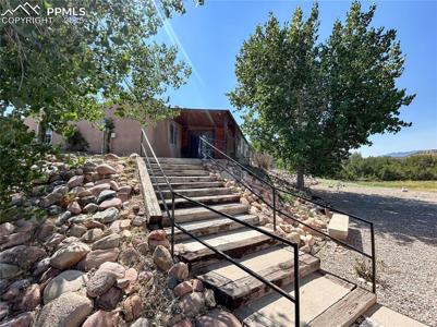 560 Oak Creek Avenue