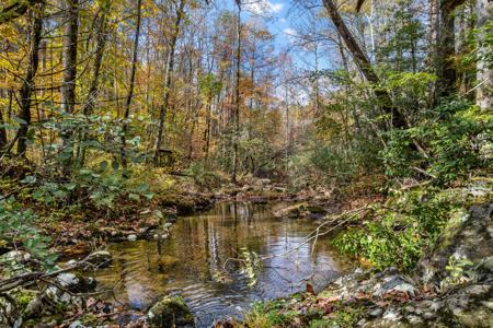 00 River Road